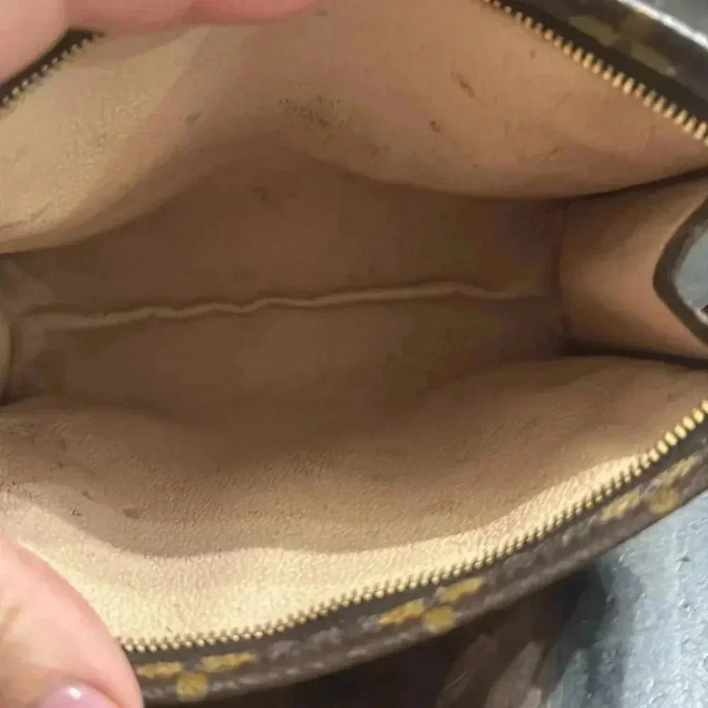 Louis Vuitton make up case